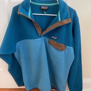 Patagonia synchilla fleece size medium - blue with brown trim